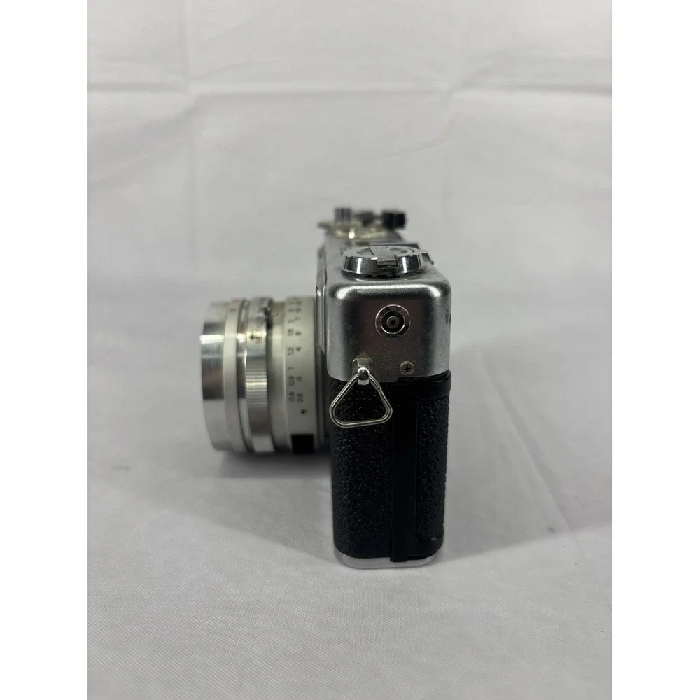 Yashica Electro 35 GSN Rangefinder Film Camera 45mm f/1.7 Lens Silver Black‎